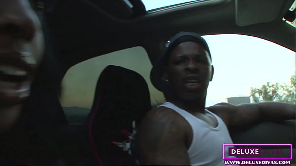 DELUXEDIVAS – Anita Peida i D’vae są mamą i gangsterem