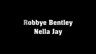 Nella Jay pieprzy się ze swoją mamą Robbye Bentley