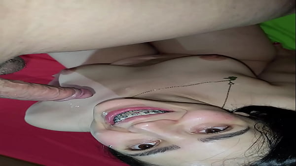 Pieprzenie, gdy moi starzy mężczyźni są w telewizji z moim stepowym kuzynem, jak bogaty kocham go pieprzyć