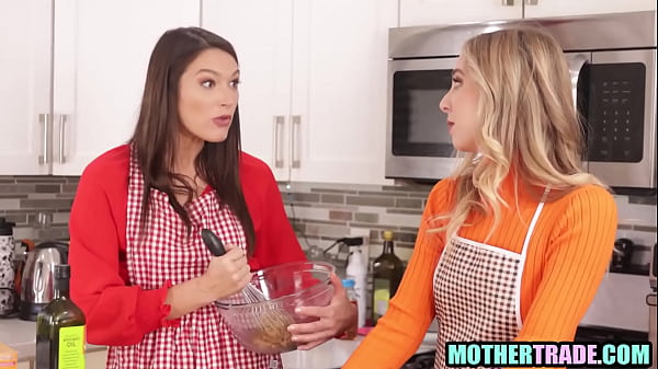 Przybrane matki obawiają się, że przybrani synowie zbyt często się masturbują