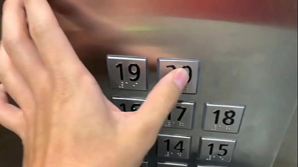Seks w miejscu publicznym, w windzie z nieznajomym, a oni nas przyłapują