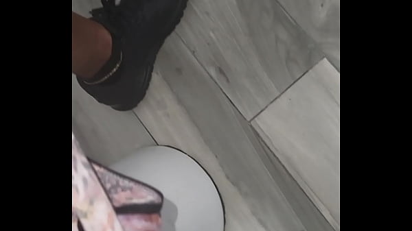 Siusianie w pralni samoobsługowej