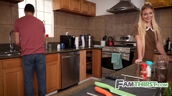 Deser pasierbicy na Święto Dziękczynienia przed kolacją