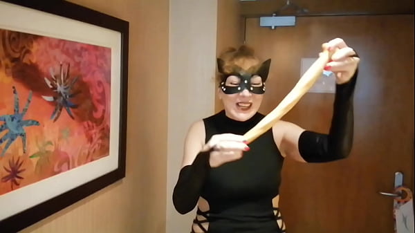 Dildo analne 40 cm jako prezent noworoczny dla zdzirowatej mamy