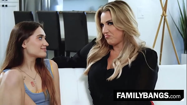 FamilyBangs.com ⭐ Nastolatka uległa cipkowym pokusom swojej macochy, Sera Ryder, Kayla Paige