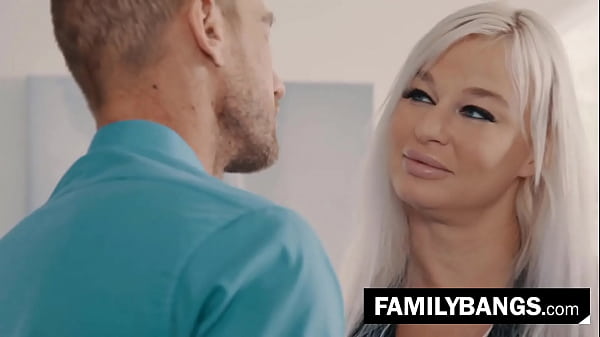 FamilyBangs.com ⭐ Prawniczka Milf ciekawa pieprzenia się ze swoim szwagrem, London River, Ryan Mclane