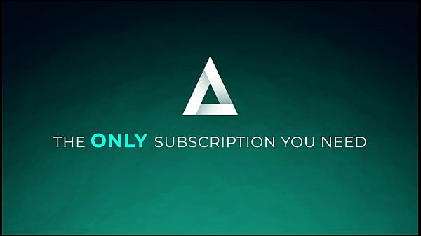 Leana Lovings i Scarlet Sage uwalniają swoją lesbijską stronę