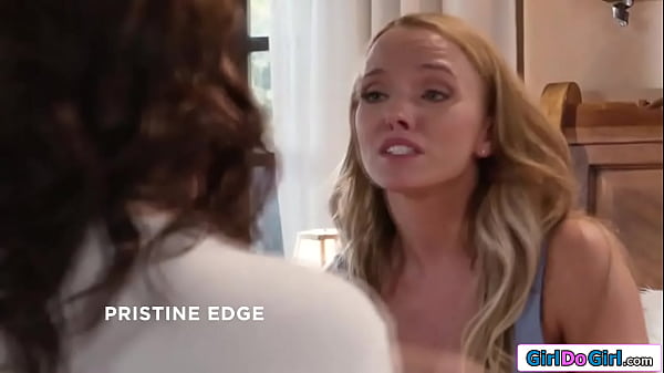 Myślisz, że moja cipka pocieszy macochę?