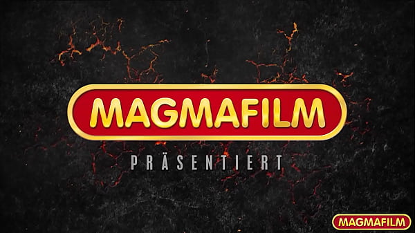 Napalone lesbijki całują się i pieprzą