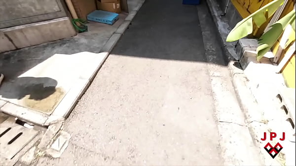 Negocjacje w sprawie występu w porno z piękną właścicielką baru!