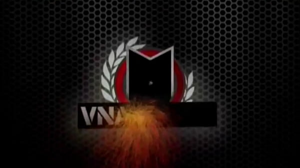 Nienasycona RedHead Penny Pax daje ci JOI podczas pieprzenia jej dziurki!