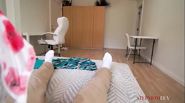 Pomoc przy przewracaniu z Ophelią Kaan i Billym Bostonem