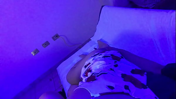 RedFantasies FREEBIES: Napaliłam się w kwiecistej sukience i poprosiłam o ponowne zerżnięcie (byłam już zerżnięta dwa razy tego dnia).