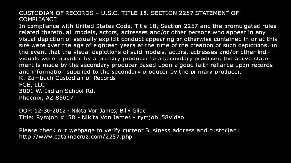 RYMJOB – Nikita Von James Napalona macocha jedząca tyłek