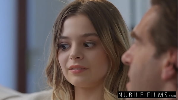 Złośliwa Molly Little mówi nauczycielce historii: „Dlaczego nie pozwolisz mi uczyć się ciebie” – S45:E20