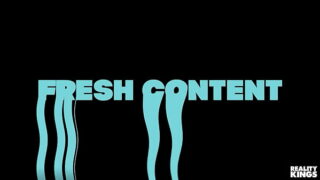 REALITY KINGS – Blondie Fesser przejmuje kontrolę i ujeżdża twarz i kutasa swojego pasierba jak zawodowiec