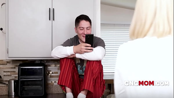 Freeuse Stepmom Motivates Step Son With Pussy Before College – Addyson James | CNCMOM