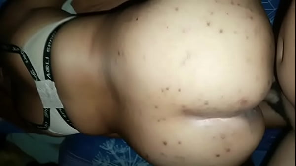 Ibu mertua nyerah memek nya kesakitan karna di entot berkali kali